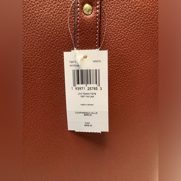 NWT Coach New York Leather Town Wine Tote 72673 - Picture 10 of 10